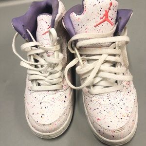 Used girls retro easter Jordan’s size 13.5 c